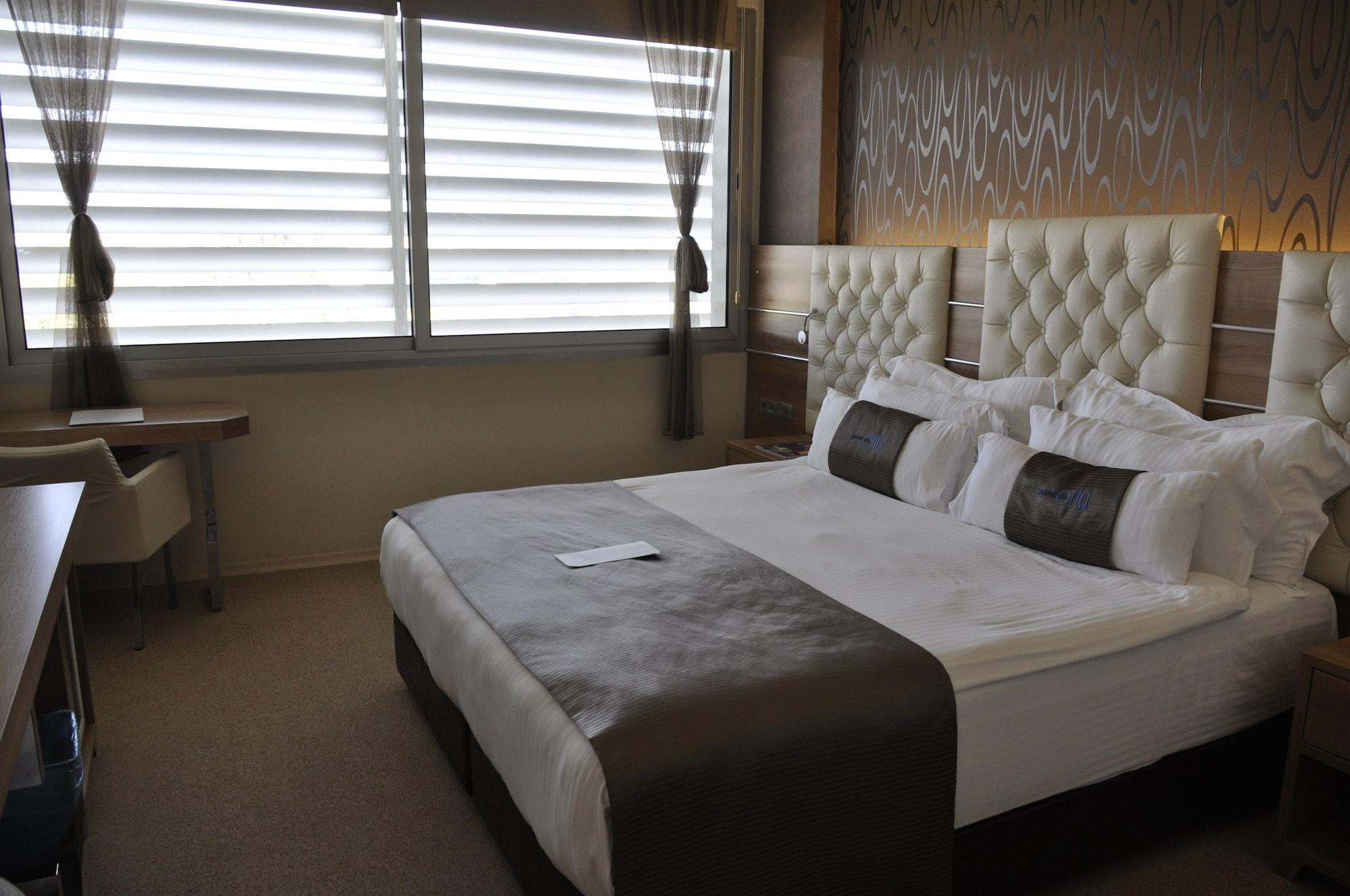 Orty Airport Hotel İzmir Ngoại thất bức ảnh