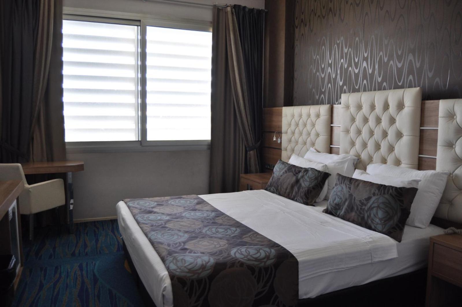 Orty Airport Hotel İzmir Ngoại thất bức ảnh