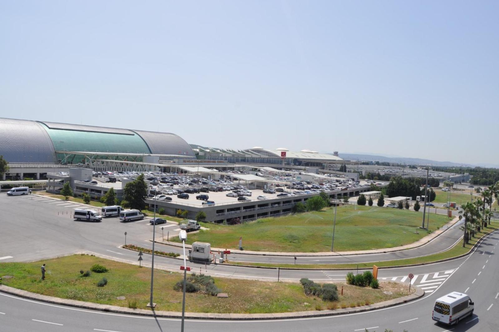 Orty Airport Hotel İzmir Ngoại thất bức ảnh