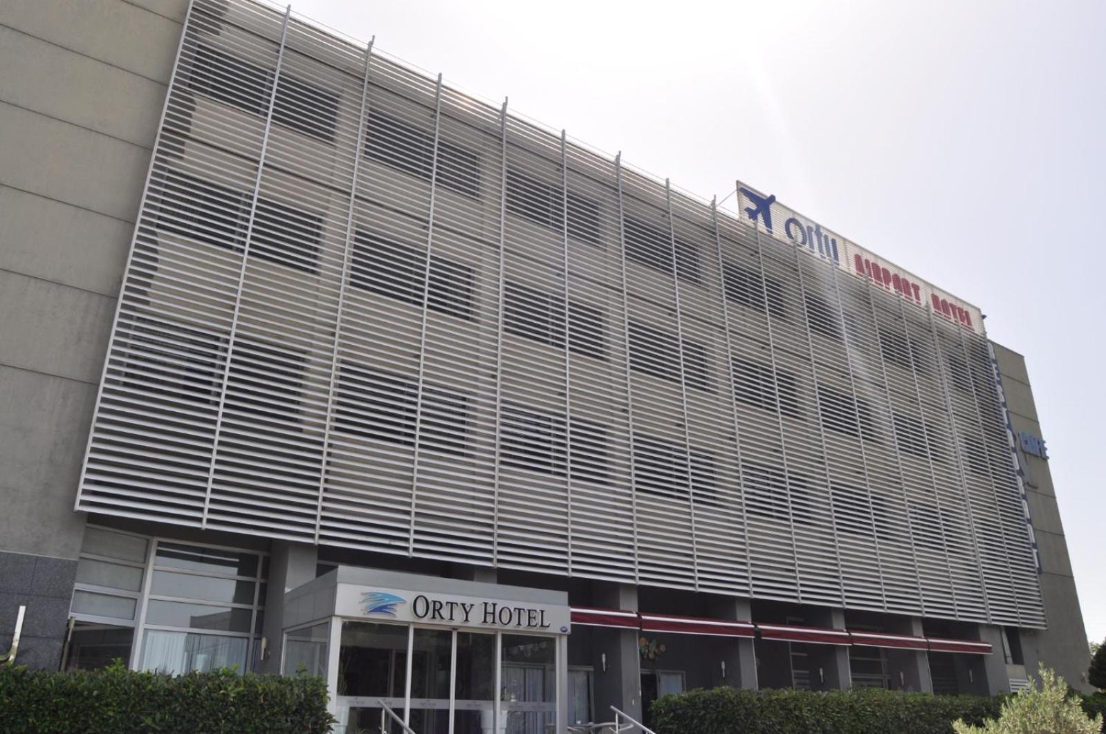 Orty Airport Hotel İzmir Ngoại thất bức ảnh