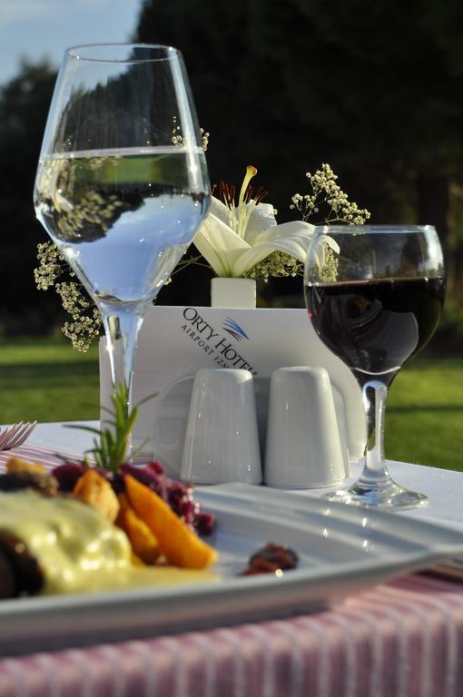 Orty Airport Hotel İzmir Ngoại thất bức ảnh