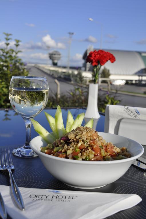 Orty Airport Hotel İzmir Ngoại thất bức ảnh